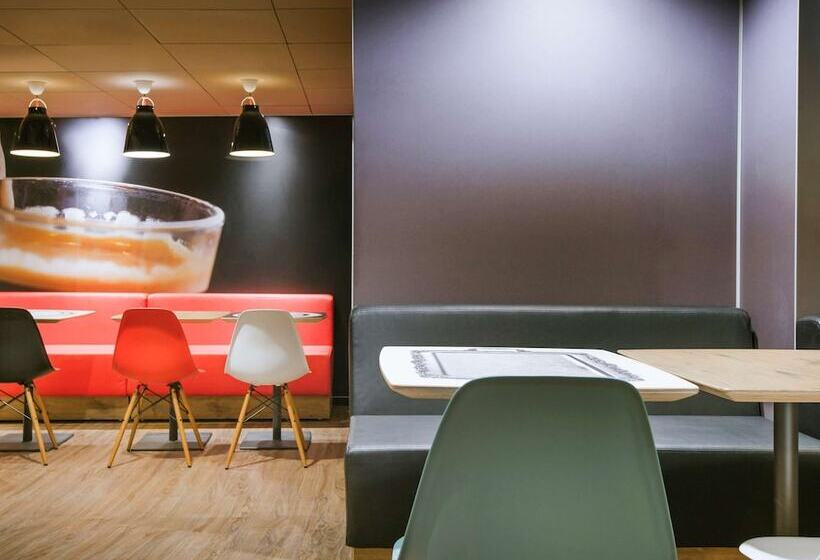 호텔 Ibis Moscow Oktyabrskoye Pole