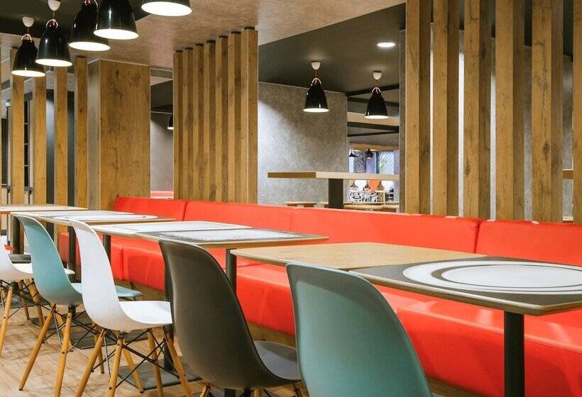 호텔 Ibis Moscow Oktyabrskoye Pole