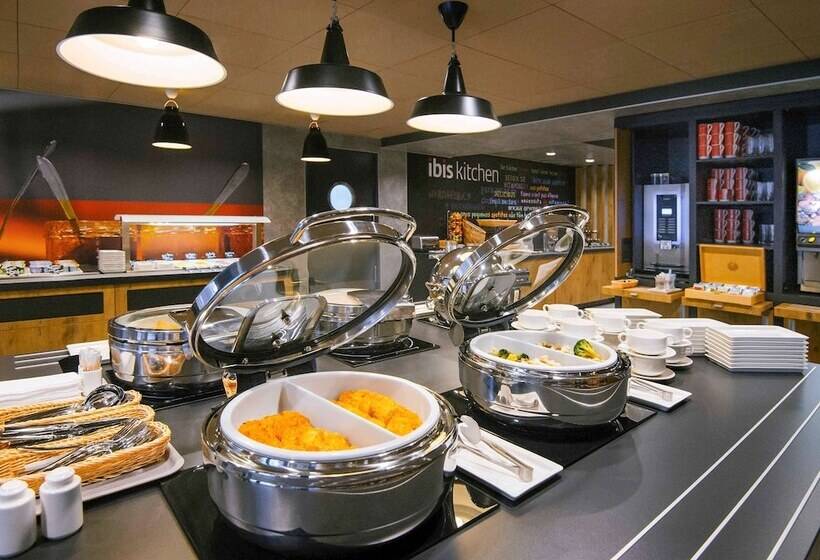 호텔 Ibis Moscow Oktyabrskoye Pole