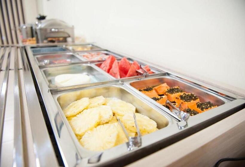 酒店 Italian Palace