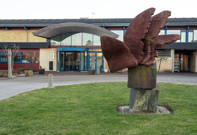 فندق Kobæk Strand Konferencecenter