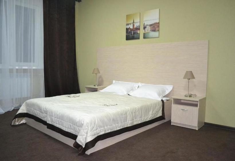 בית מלון כפרי Kommersant