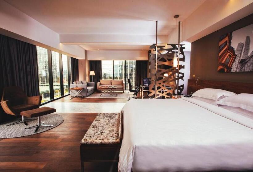 هتل Krystal Grand Suites Insurgentes