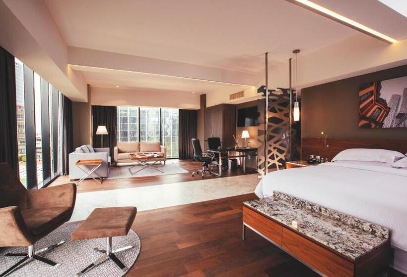 هتل Krystal Grand Suites Insurgentes