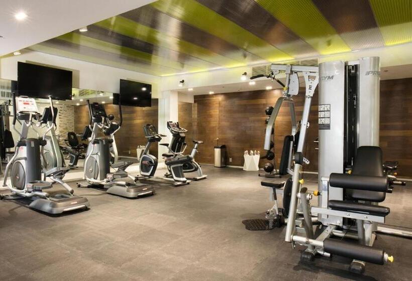 هتل Krystal Grand Suites Insurgentes