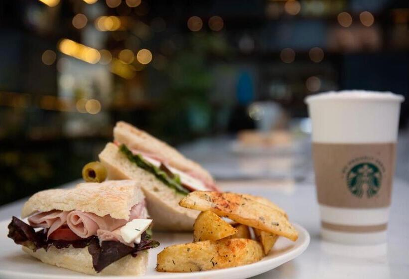 هتل Krystal Grand Suites Insurgentes