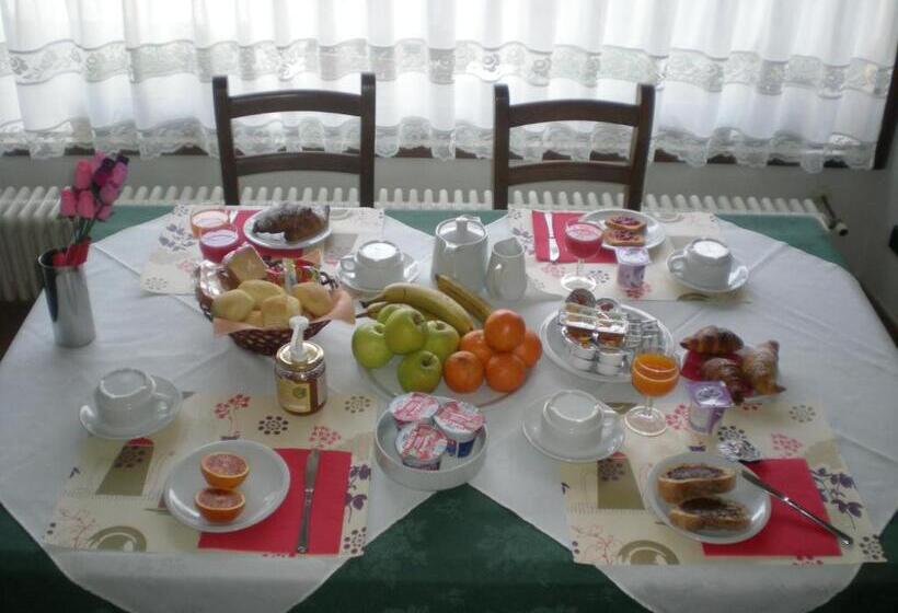 בית מלון כפרי La Locanda