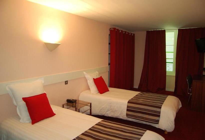 Отель Le Central By Santat !