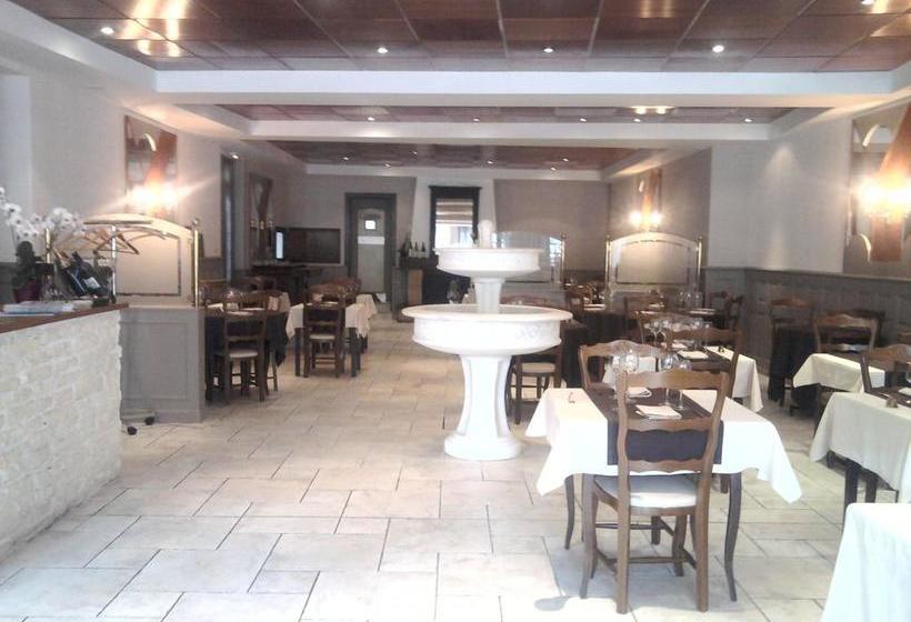 Отель Le Central By Santat !