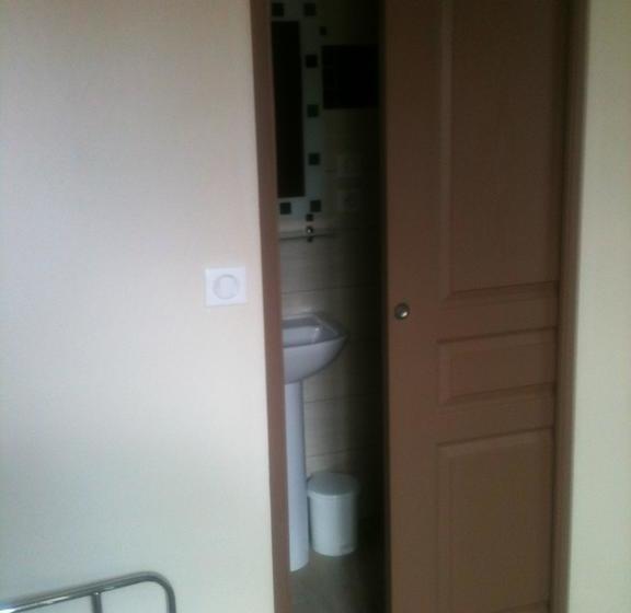 Отель Le Central By Santat !