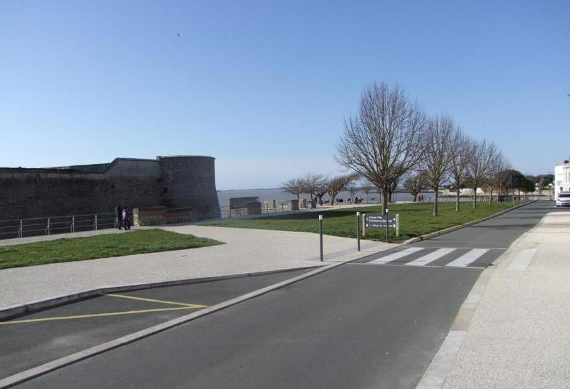 בית מלון כפרי Hôtel 2 étoiles Et Restaurant Le Galet Bleu