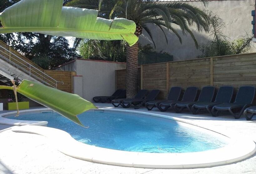 בית מלון כפרי Le Majestic Canet Plage