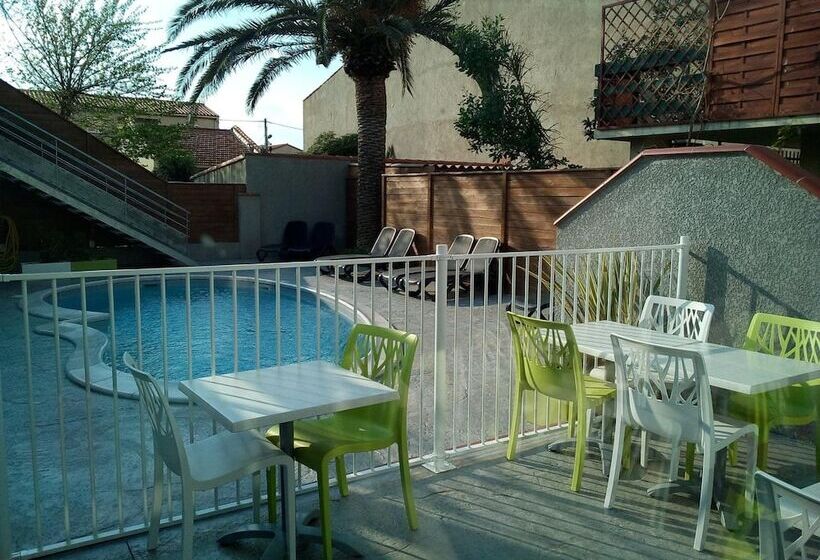 בית מלון כפרי Le Majestic Canet Plage