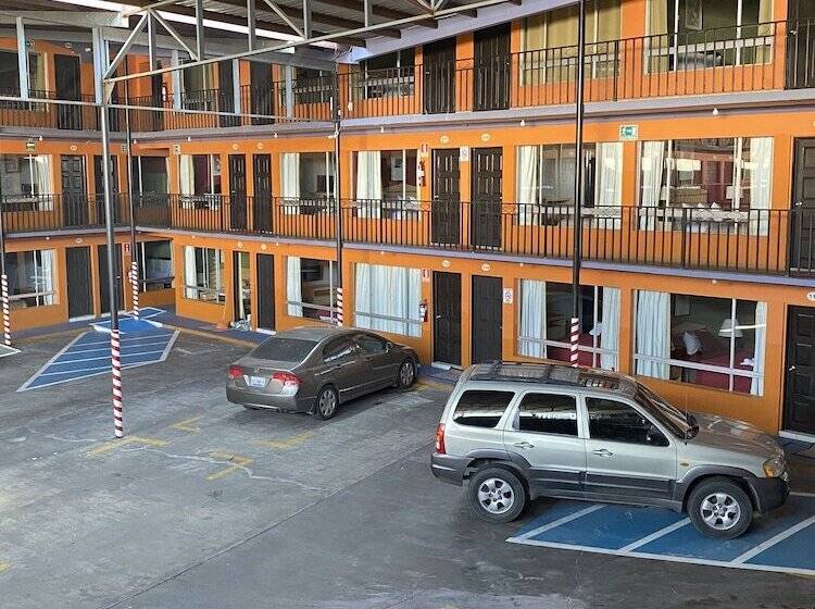 Отель Los Altos