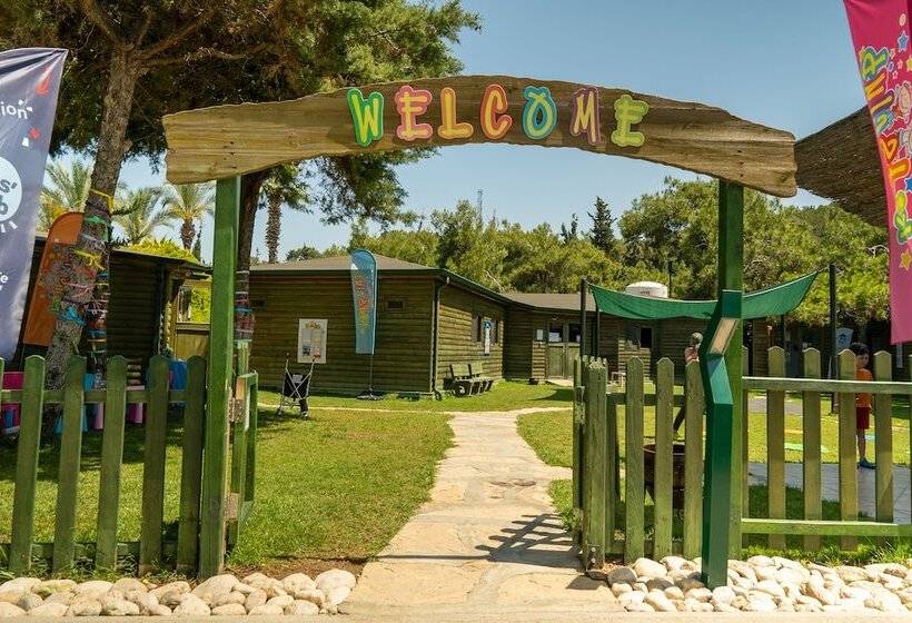 호텔 Aqi Pegasos Resort