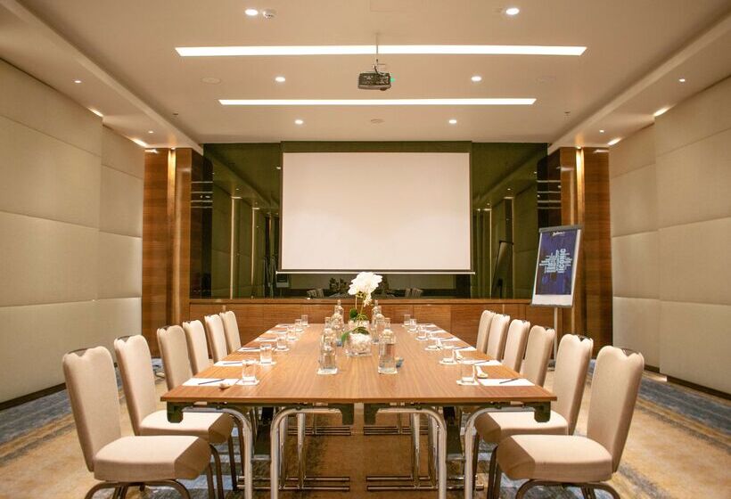 Radisson Blu Hotel, Ajman