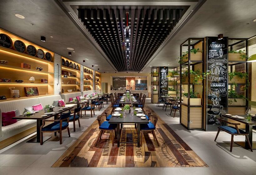 Radisson Blu Hotel, Ajman