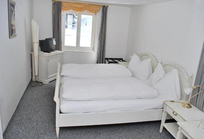 בית מלון כפרי Rhonequelle