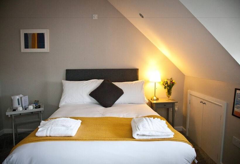 בית מלון כפרי Rowton Poplars