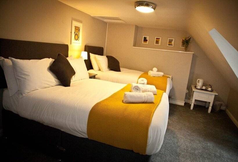 בית מלון כפרי Rowton Poplars