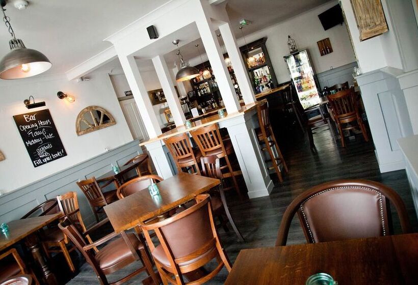 בית מלון כפרי Rowton Poplars