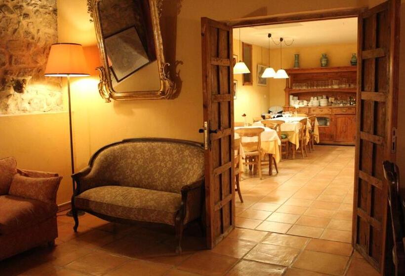 בית מלון כפרי Rural Mas Fontanelles