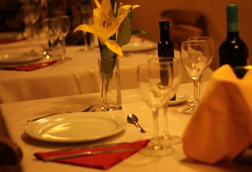 בית מלון כפרי Rural Mas Fontanelles