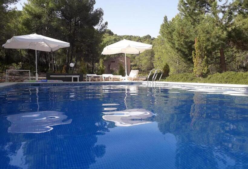 בית מלון כפרי Rural Mas Fontanelles