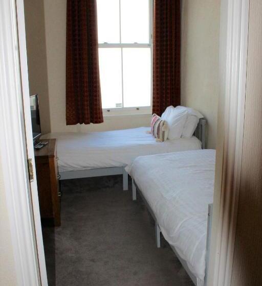 Отель The Crown