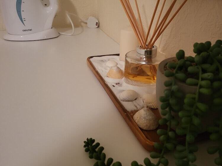 בית מלון כפרי The Old Bank House