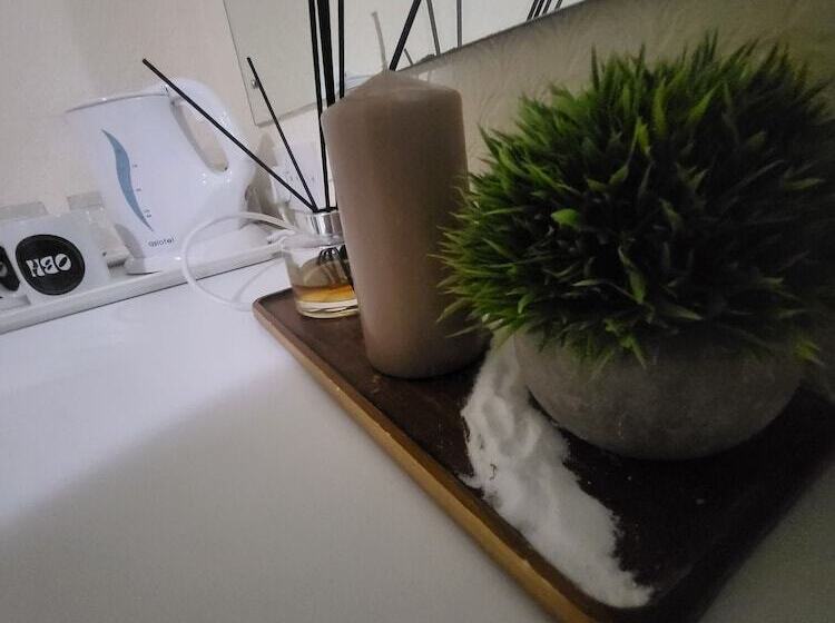 ホテル The Old Bank House