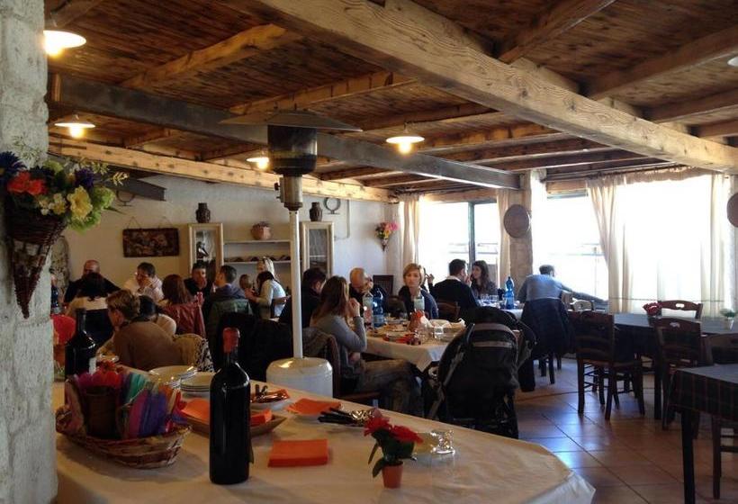 فندق Turismo Rurale Montitundu