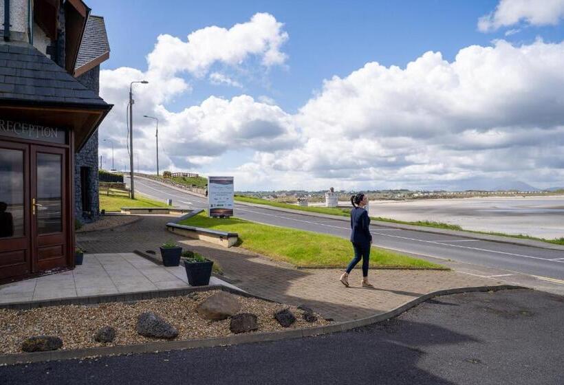 호텔 Waterfront House & Restaurant