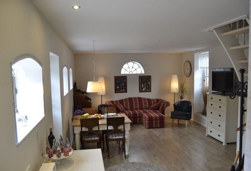 Jungshoved Præstegård B&b