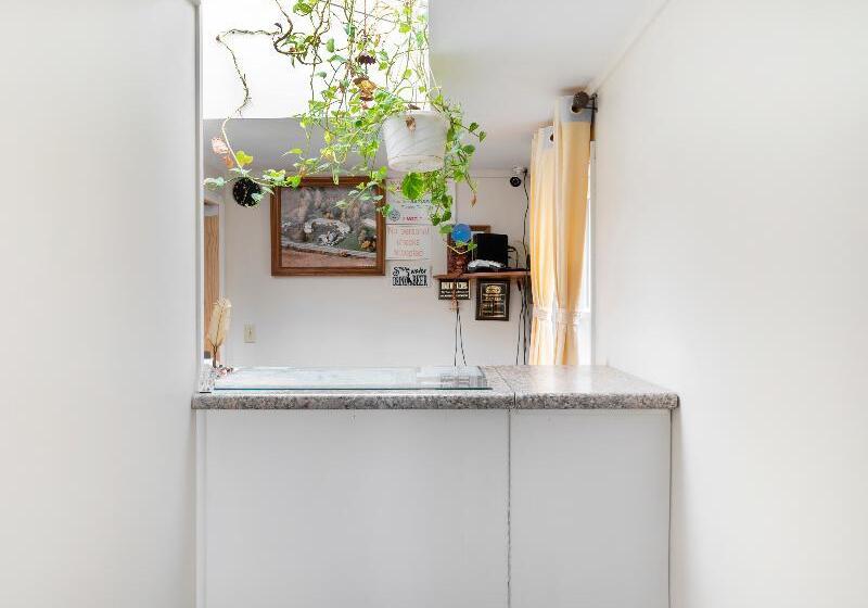 מוטל OYO Starlite Seneca Falls