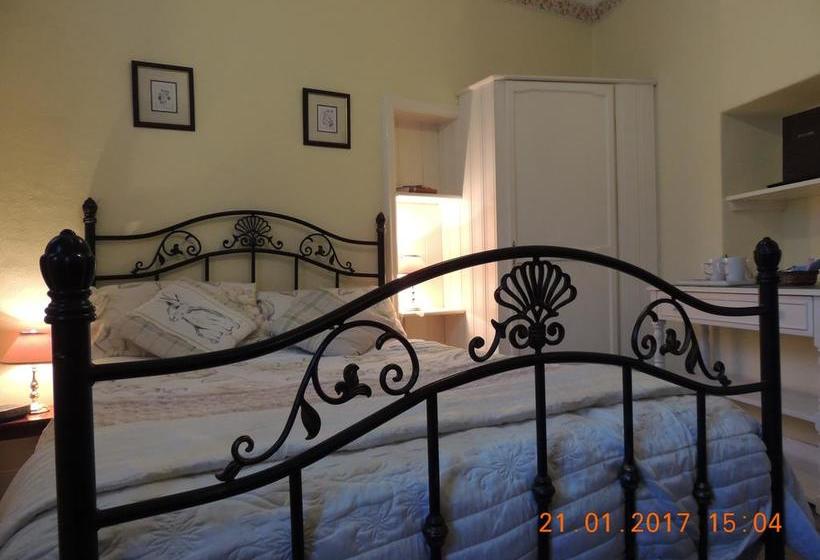 ホテル Orchard House