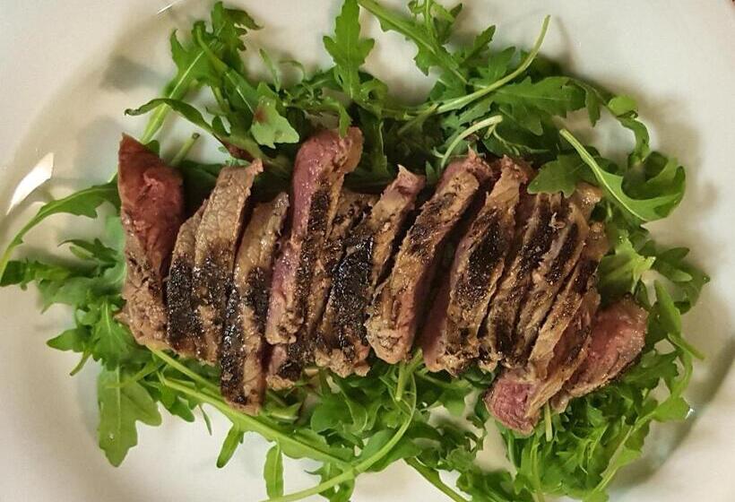 إقامة Agriturismo Podere S. Croce