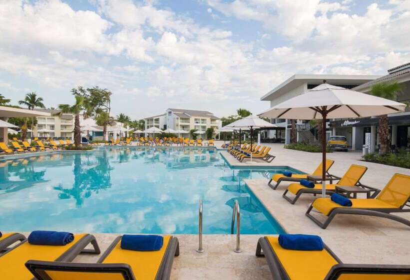 リゾートホテル Emotions by Hodelpa Puerto Plata