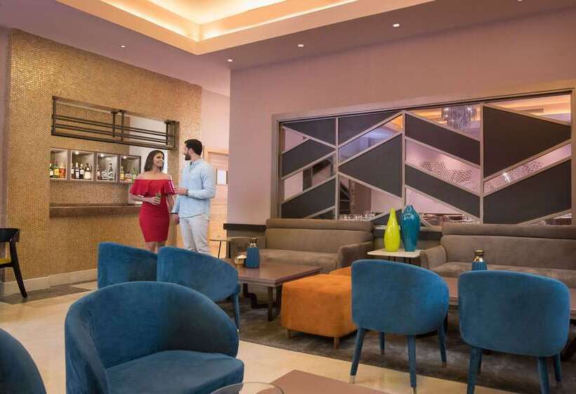 リゾートホテル Emotions by Hodelpa Puerto Plata