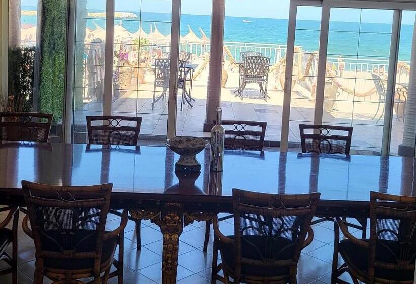 استراحتگاه La Perla Bianca Residence