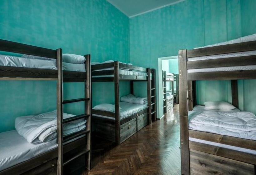 The Little Havana Party Hostel