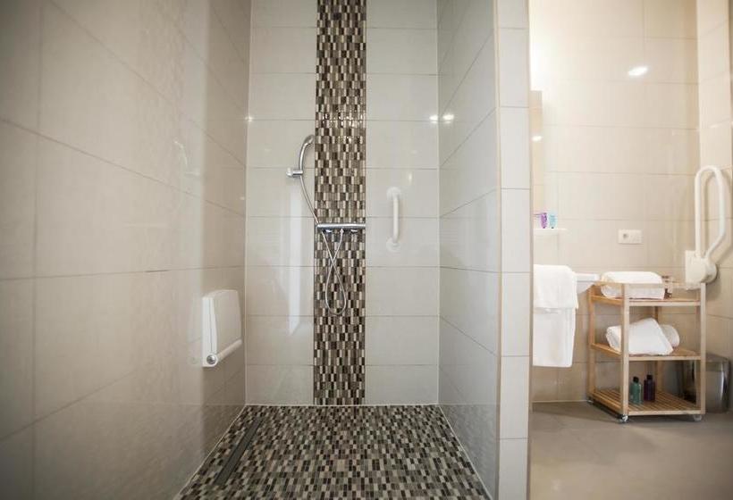 فندق Antwerp Inn