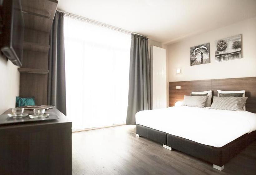 فندق Antwerp Inn