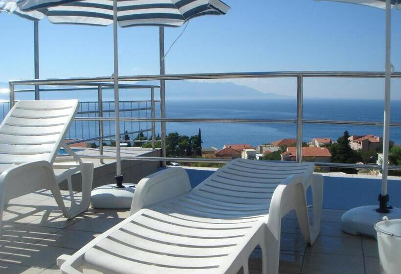 Aparthotel Pecic