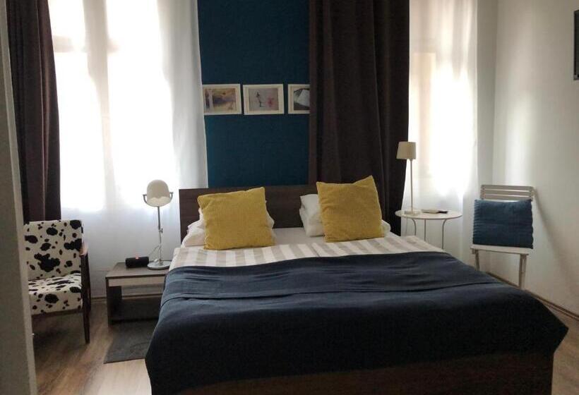 Bed and Breakfast 4citywindows