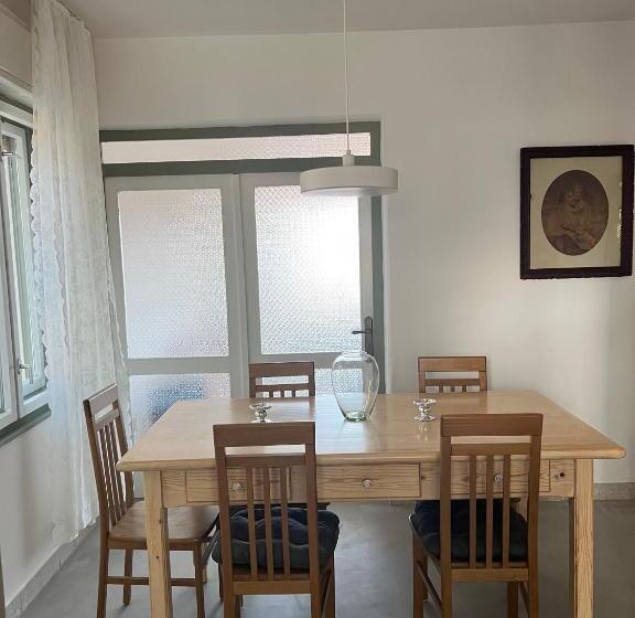 Bed and Breakfast Alaburic Rooms & Apartment