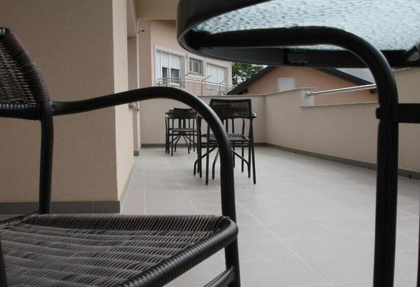 Bed and Breakfast Rooms Villa Aria