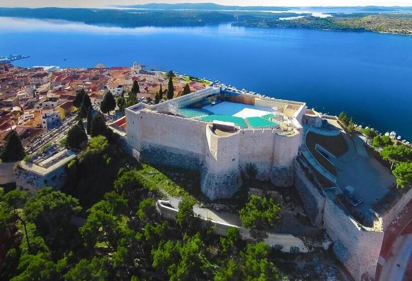 مبيت وإفطار Villa Daniela