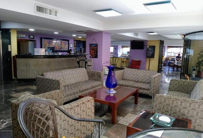 ホテル Bello Cordoba