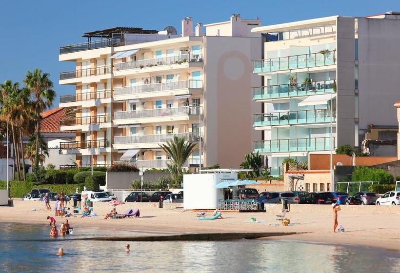 בית מלון כפרי Cannes Bay